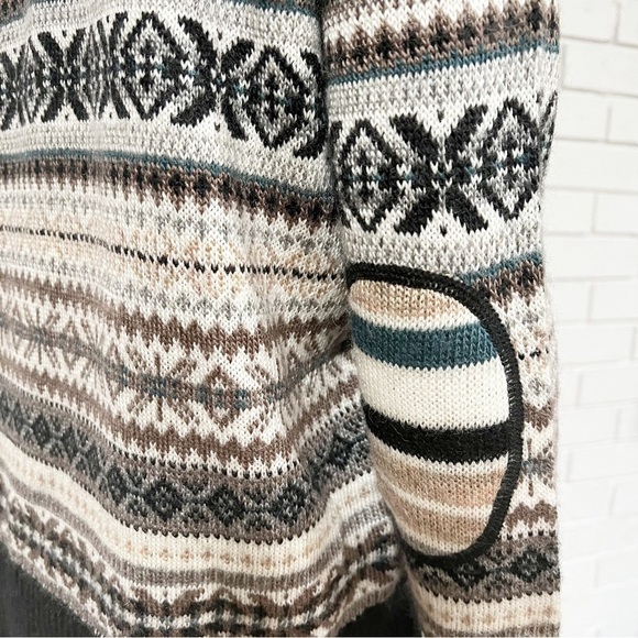 Design‎ History Women’s Striped Wool Blend Sweater - Picture 2 of 11